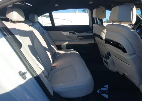 2020 BMW 740I z USA, uszkodzony, nr VIN WBA7T2C07LGF96961